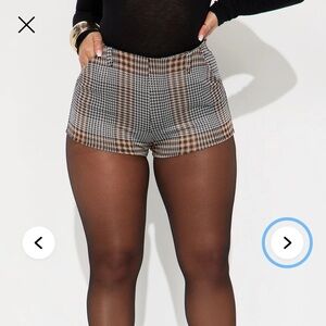 Sheer Black Plus-Size Tights - Classic Coverage